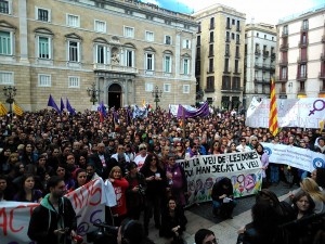 Lectura col·lectiva del Manifest 8 de març: La Revolució serà Feminista o no serà